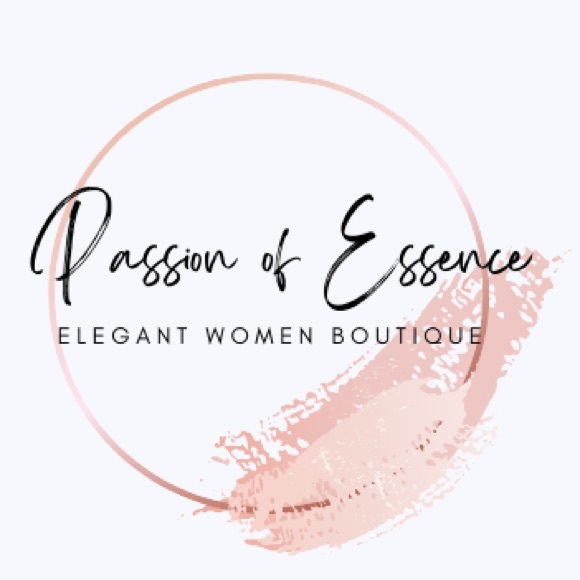 EVERYTHING BLACK & WHITE - Picture 2 of 4